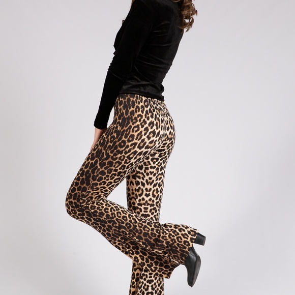 LEOPARD PRINT BELL BOTTOM PANTS - Picture 8 of 8